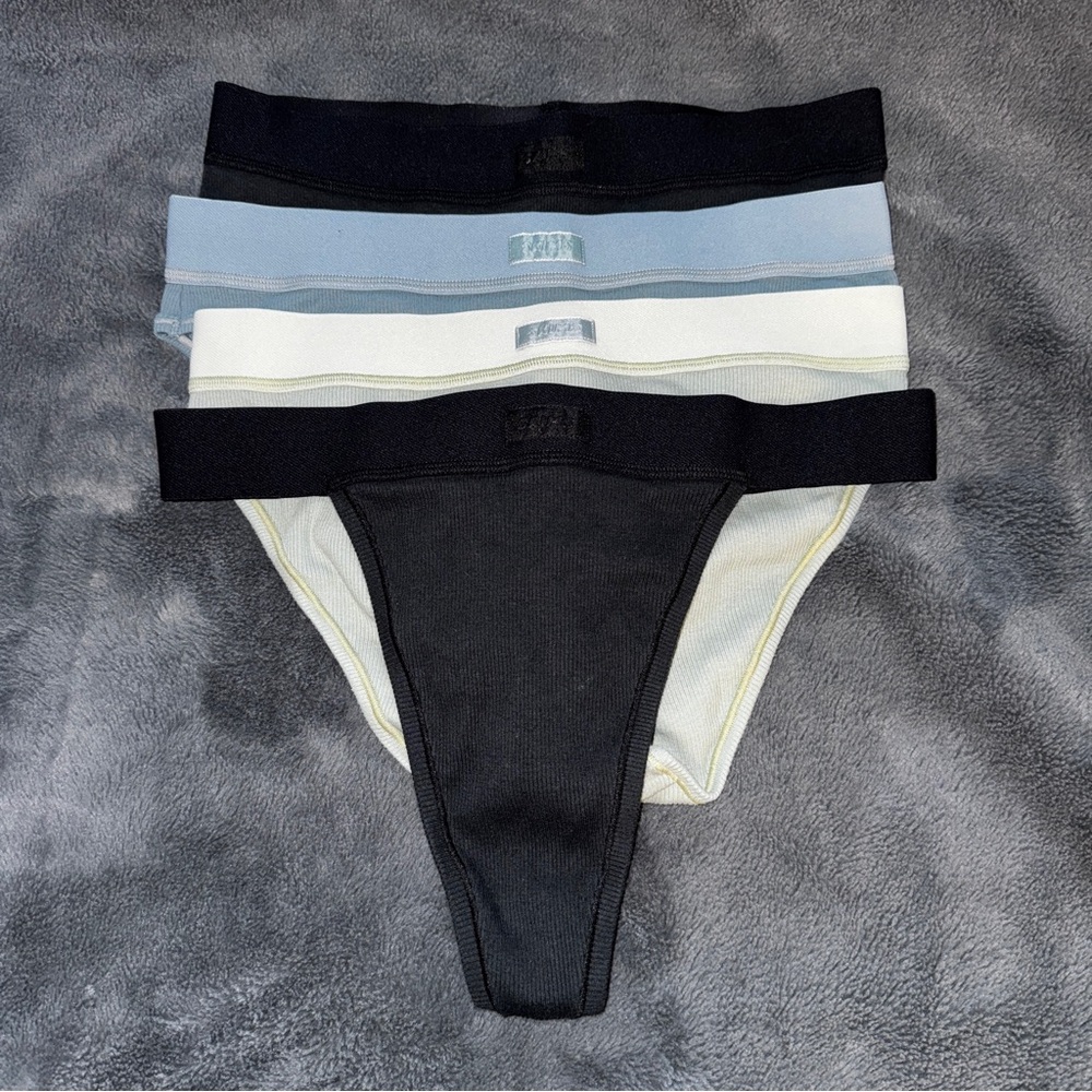 SKIMS 3 pack cotton rib brief and 1 cotton rib thong (4 Total)